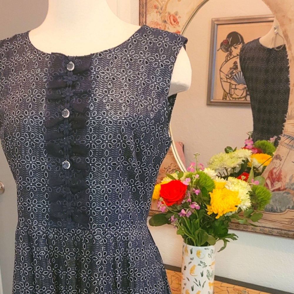 Manoush size 40 navy blue with white eyelets dress